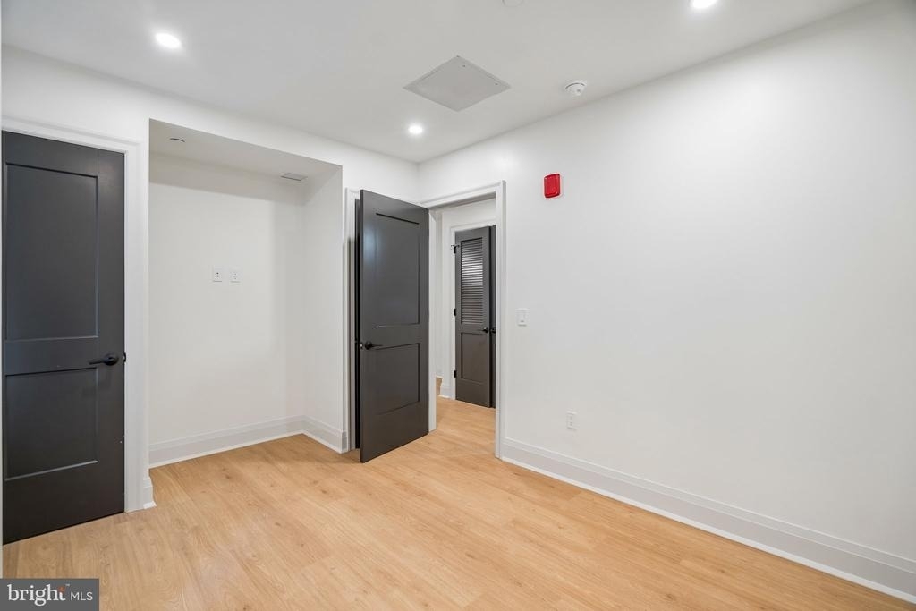 135 S 19th Street - Photo 11