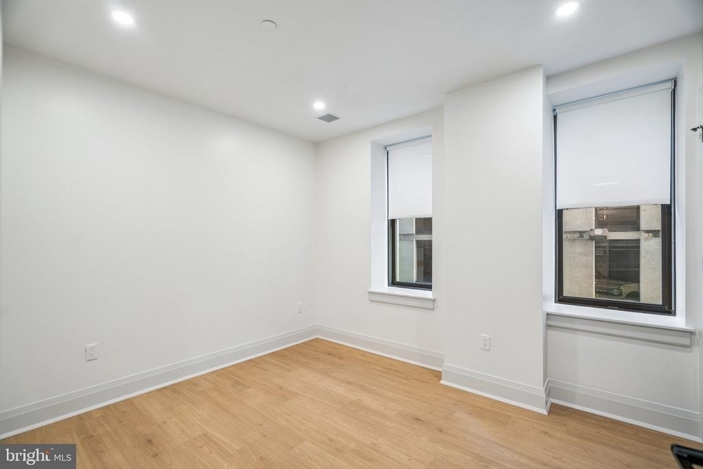 135 S 19th Street - Photo 10