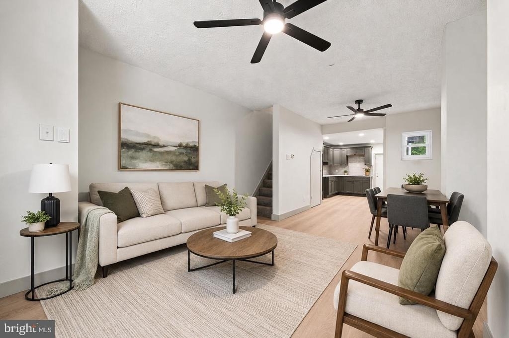 2827 Tulip Street - Photo 0