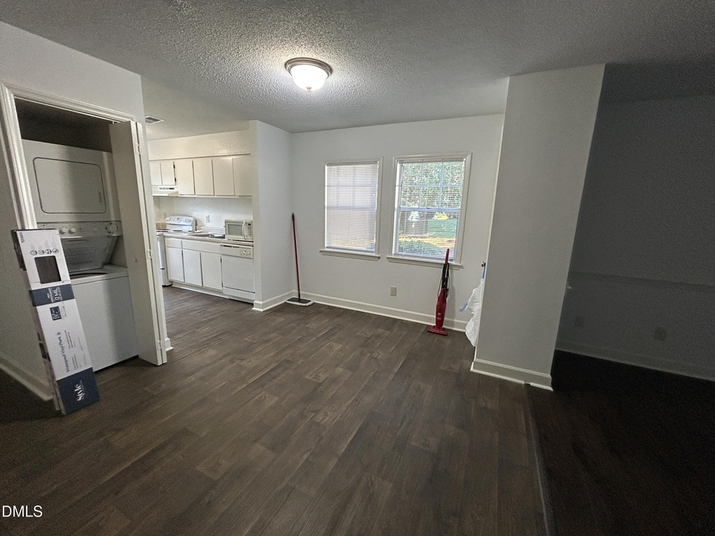 2504 Avent Ferry Road - Photo 5