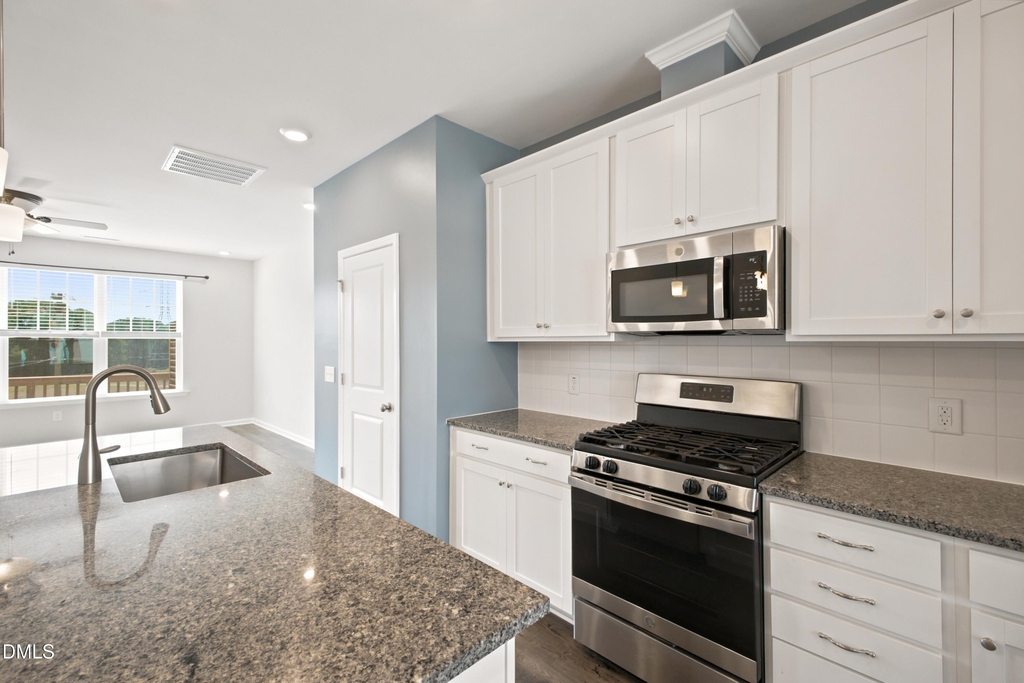 2106 Enrichment Way - Photo 6