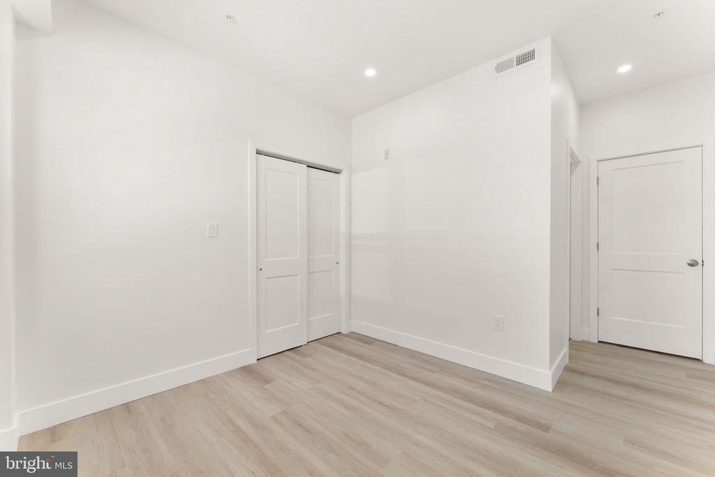 3500 Wharton Street - Photo 8