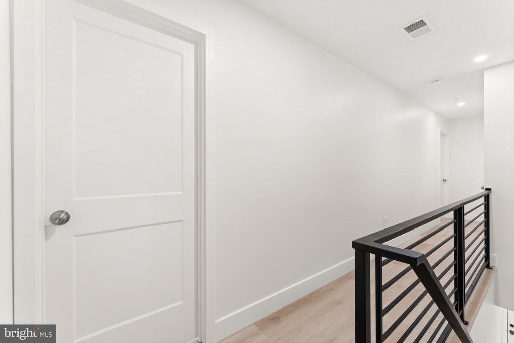 3500 Wharton Street - Photo 6