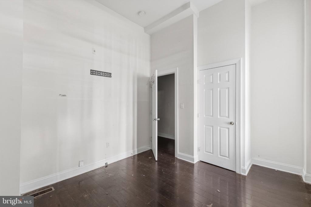 1832 N 18th Street - Photo 5