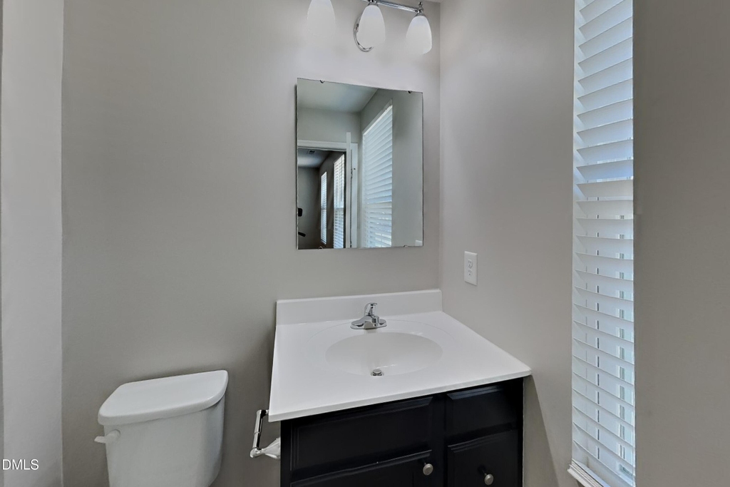 38 E Lumber Court - Photo 9