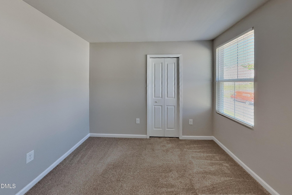 38 E Lumber Court - Photo 11