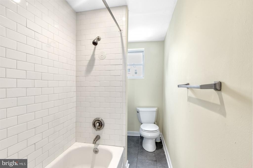 2033 E Letterly Street - Photo 16