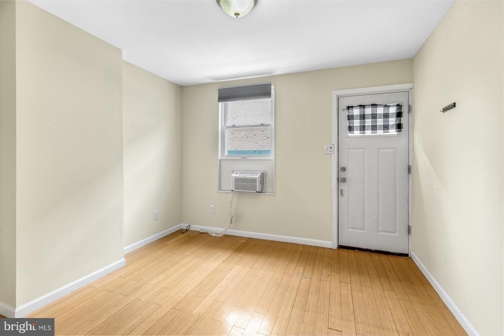 2033 E Letterly Street - Photo 1