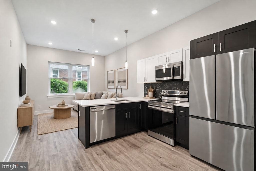 6144 Germantown Avenue - Photo 2