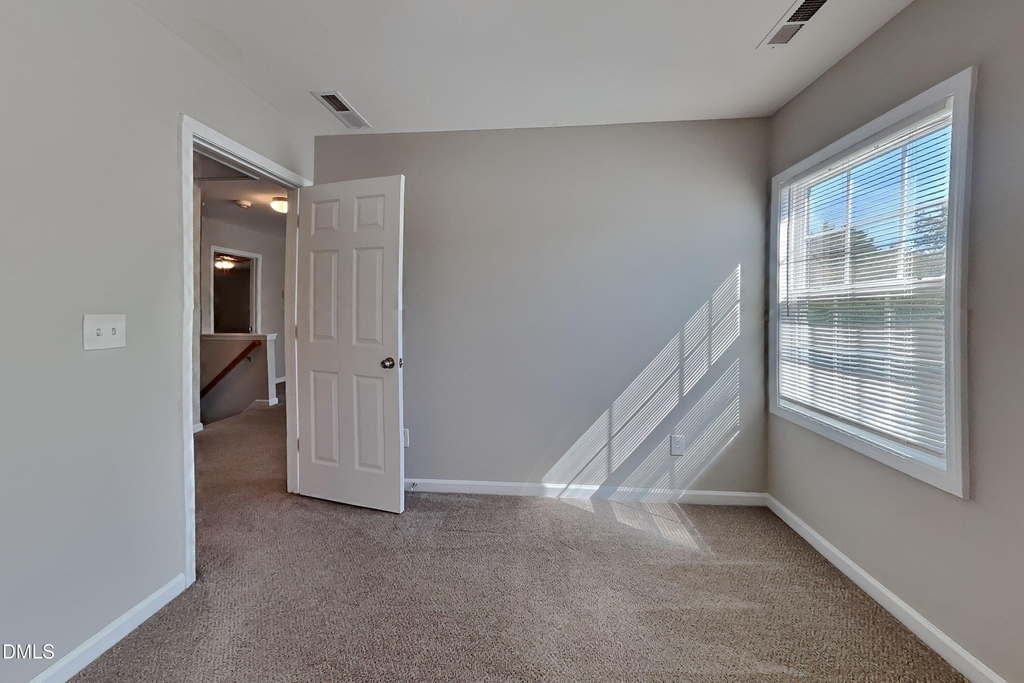 30 Rowan Drive - Photo 9