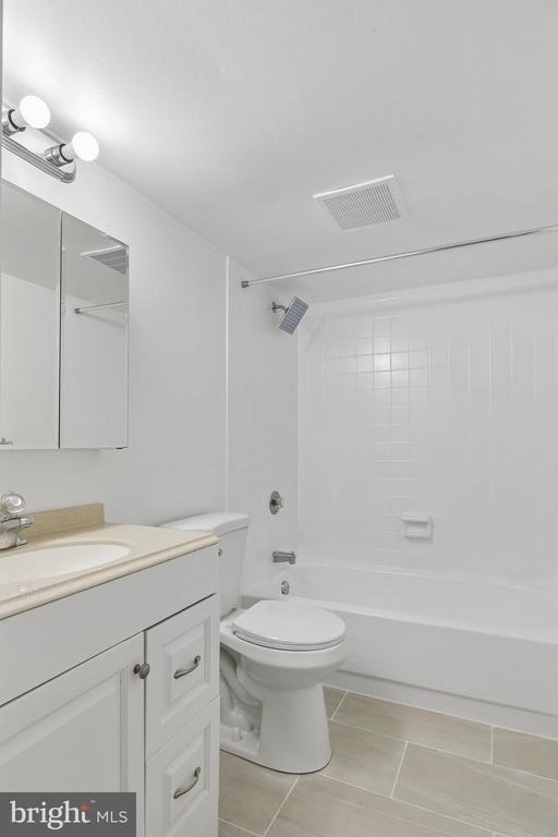 1420 Locust Street - Photo 9