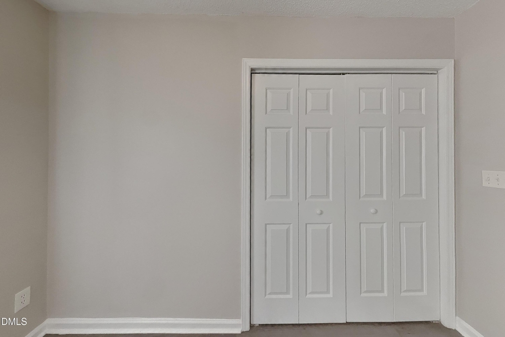 105 Pinto Lane - Photo 3