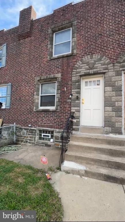 4806 Rosalie Street - Photo 1