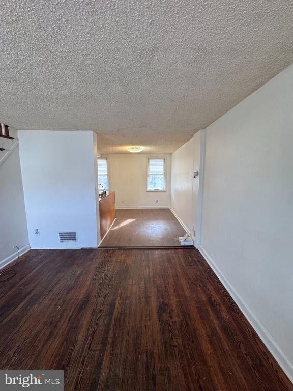 4806 Rosalie Street - Photo 2