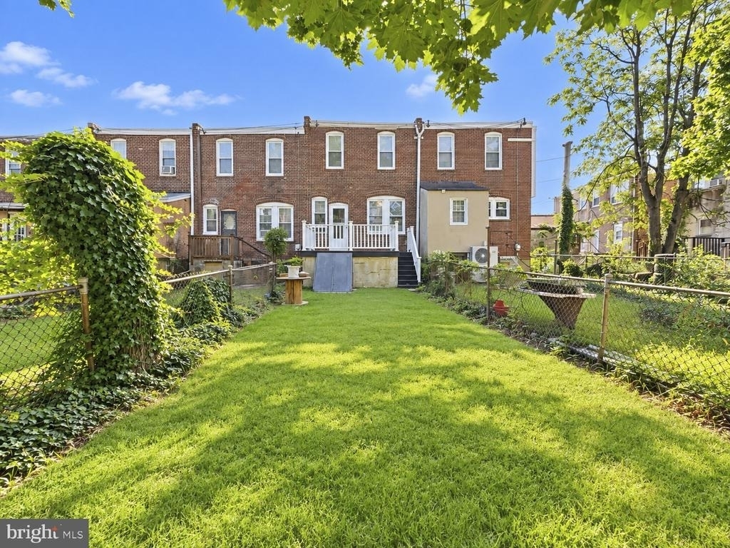 320 Highland Avenue - Photo 23