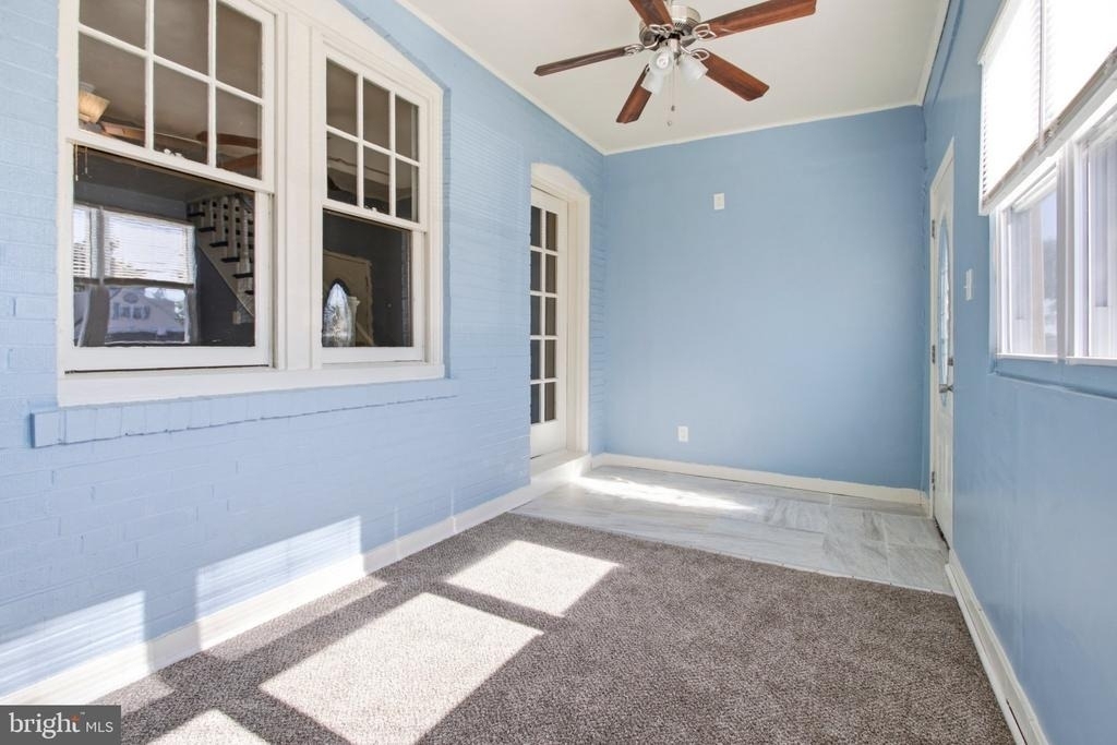 320 Highland Avenue - Photo 2