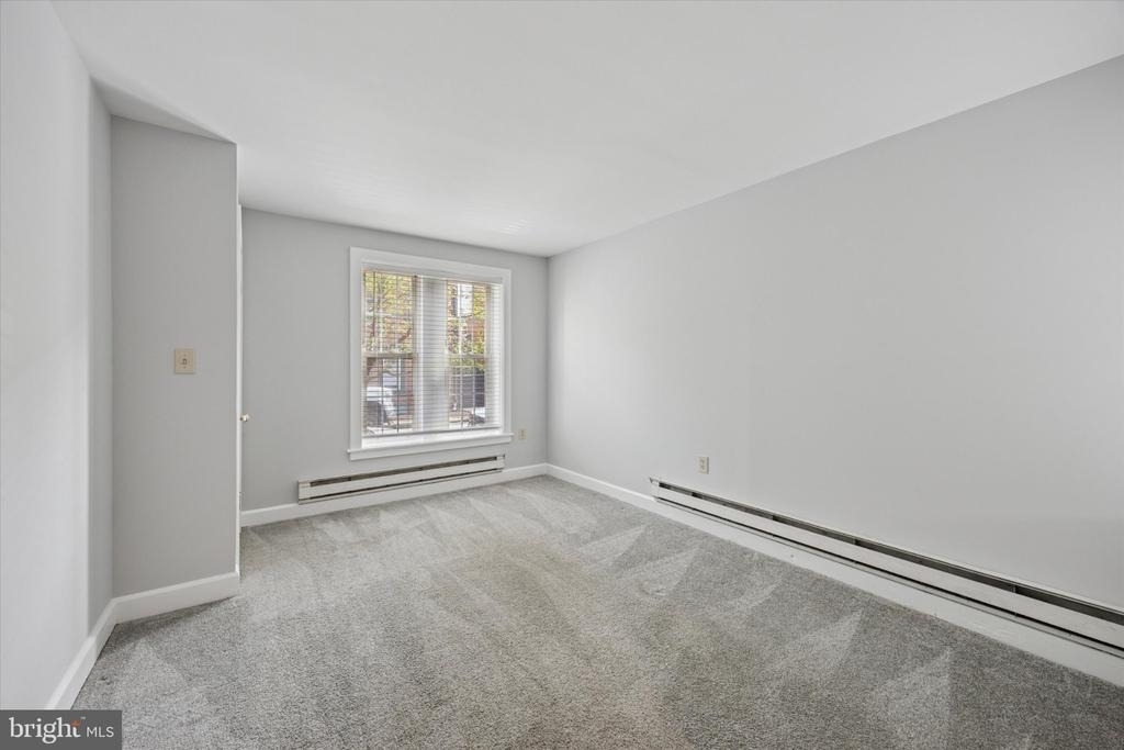 117 E Miner Street - Photo 9