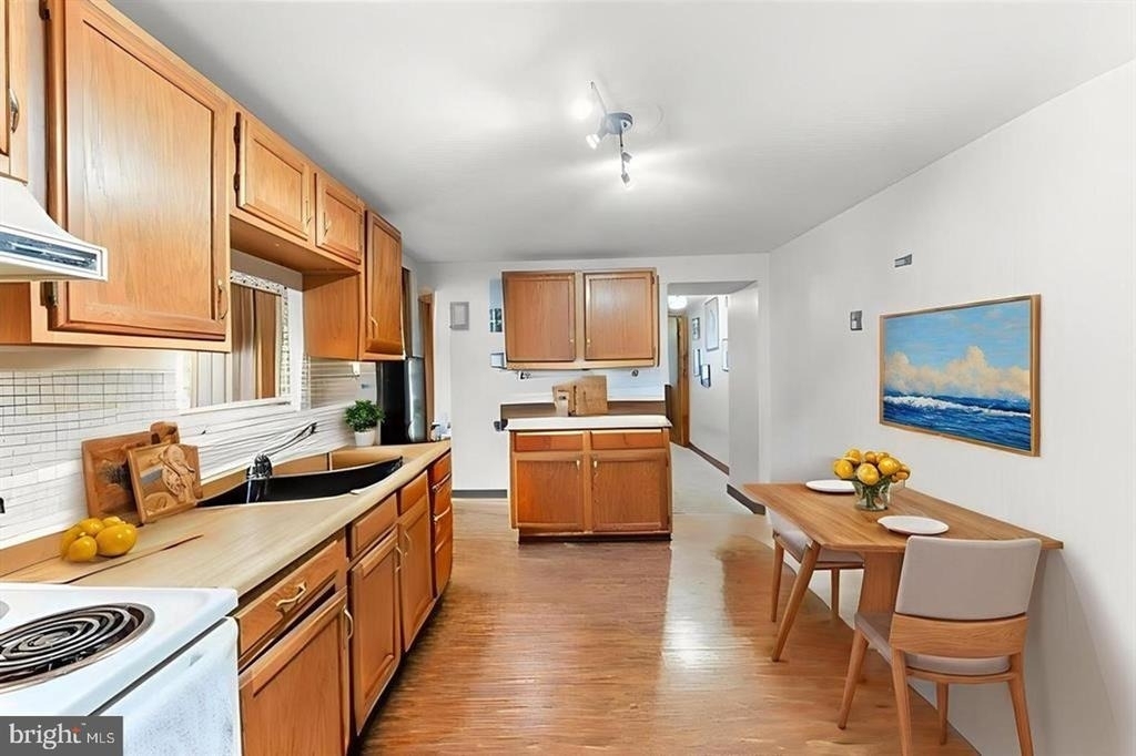 117 E Miner Street - Photo 17