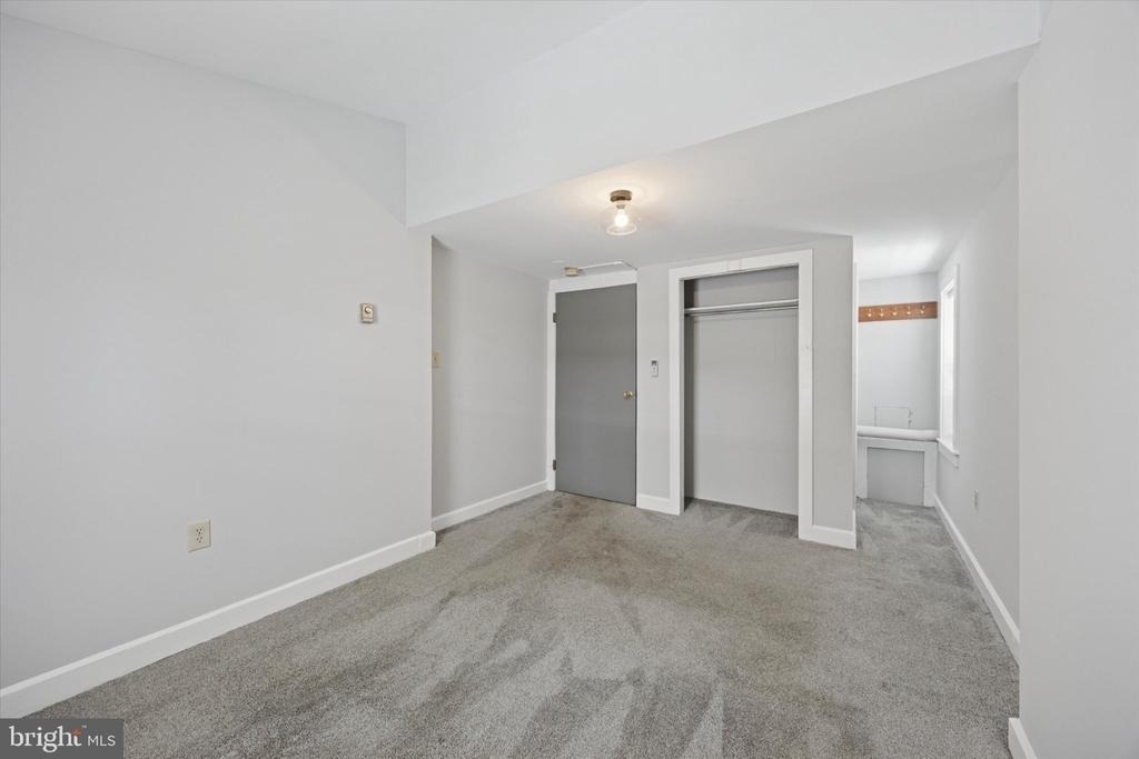 117 E Miner Street - Photo 3