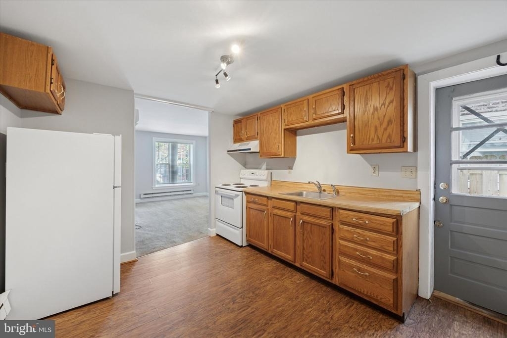 117 E Miner Street - Photo 14