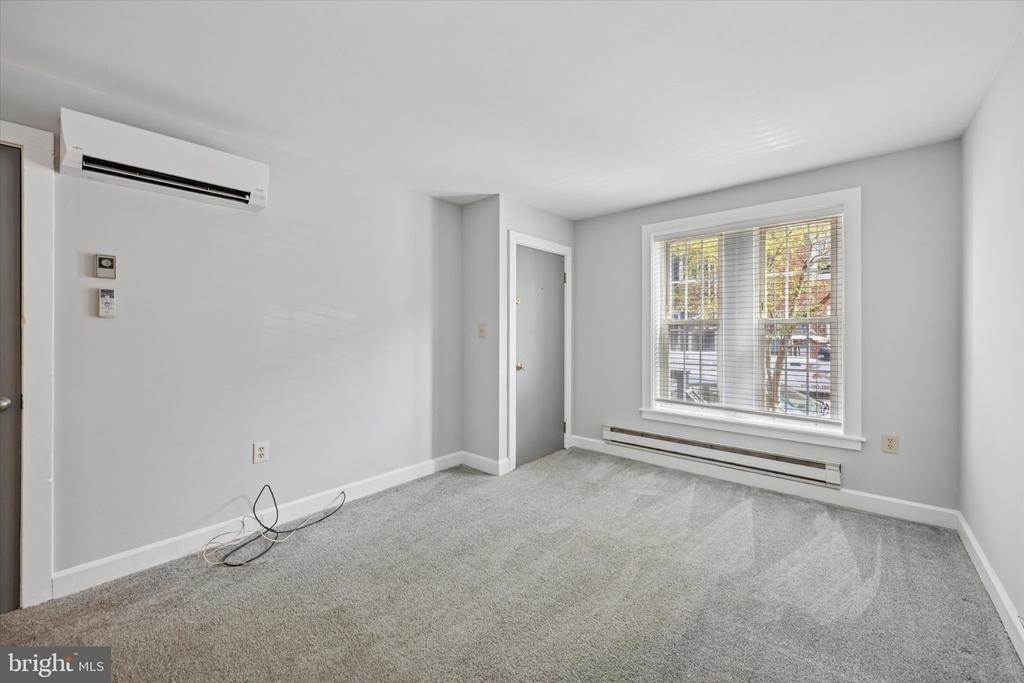 117 E Miner Street - Photo 10