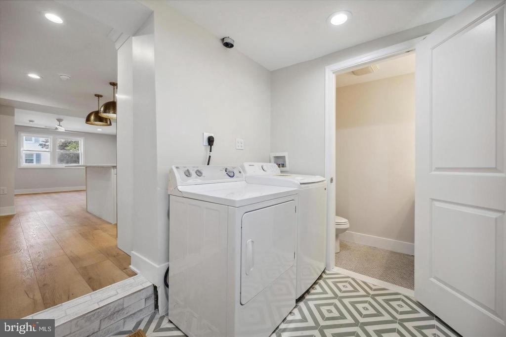 704 S Adams Street - Photo 6