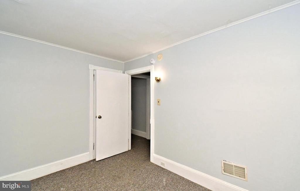 58 Pennsylvania Avenue - Photo 27
