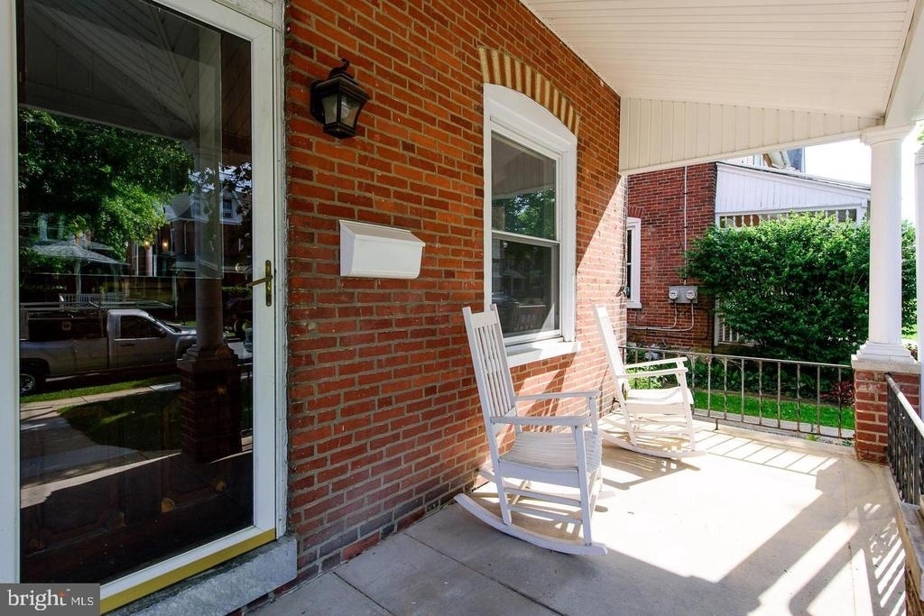 214 Highland Avenue - Photo 1