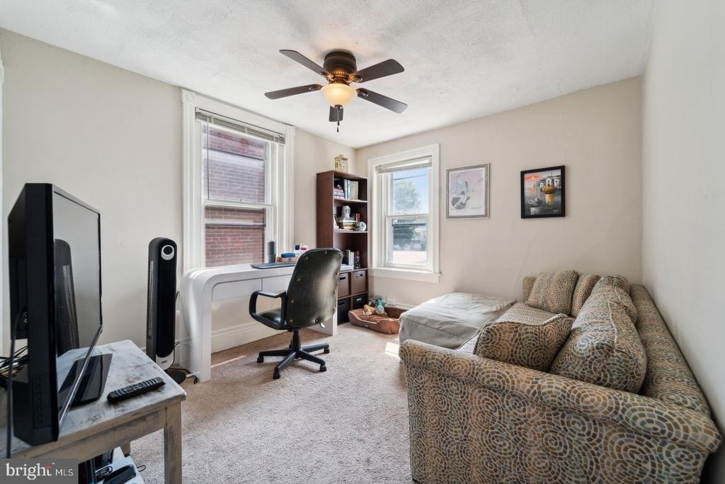 222 N New Street - Photo 19