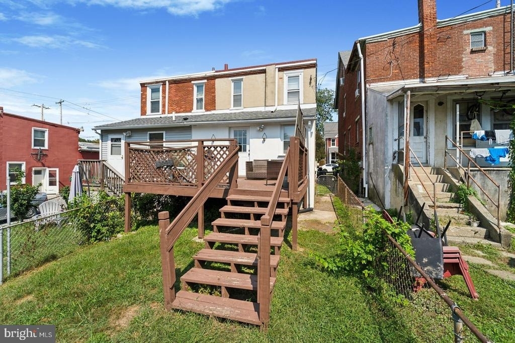 222 N New Street - Photo 22