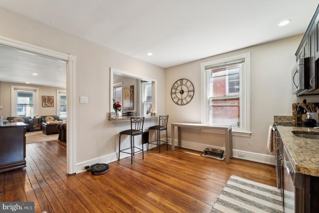 222 N New Street - Photo 6