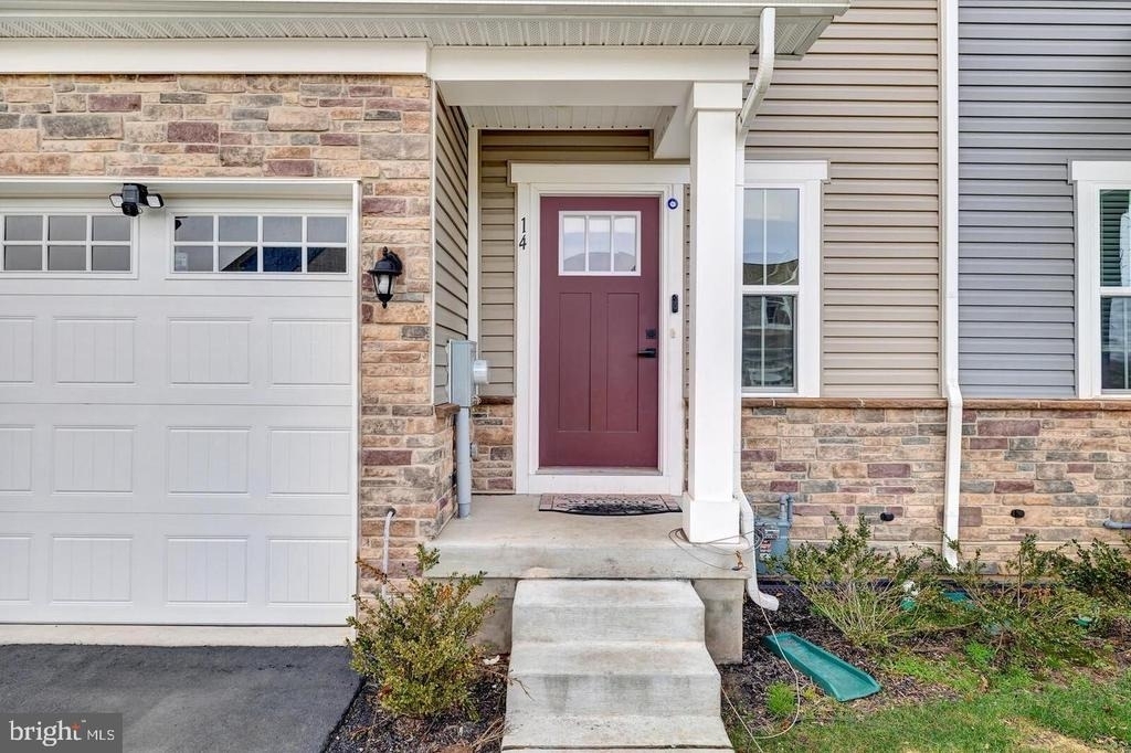 14 Pratt Lane - Photo 2