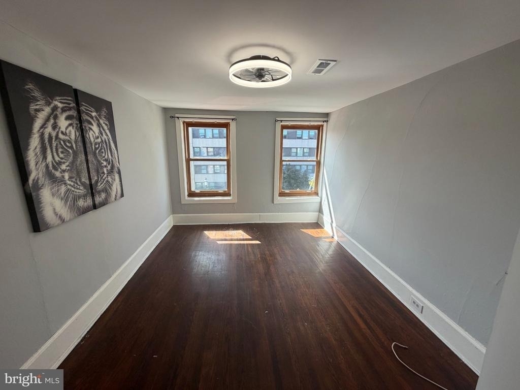 322 South Broad Street - Photo 3