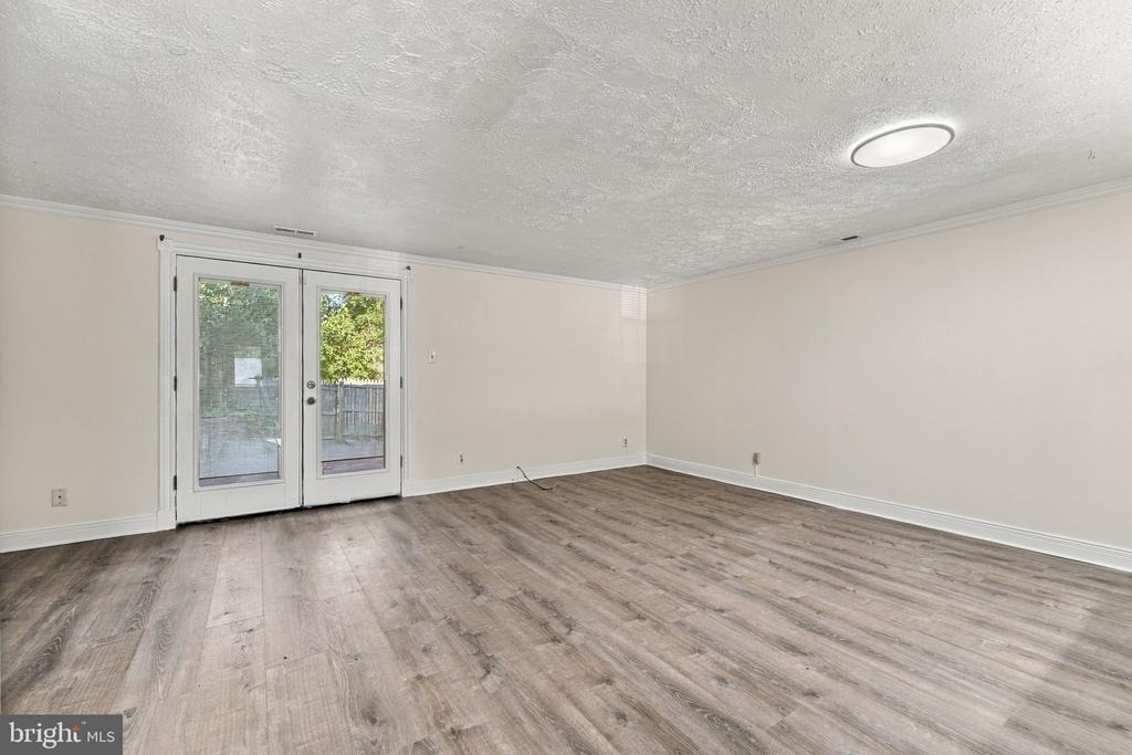 8 Victoria Manor Court - Photo 13