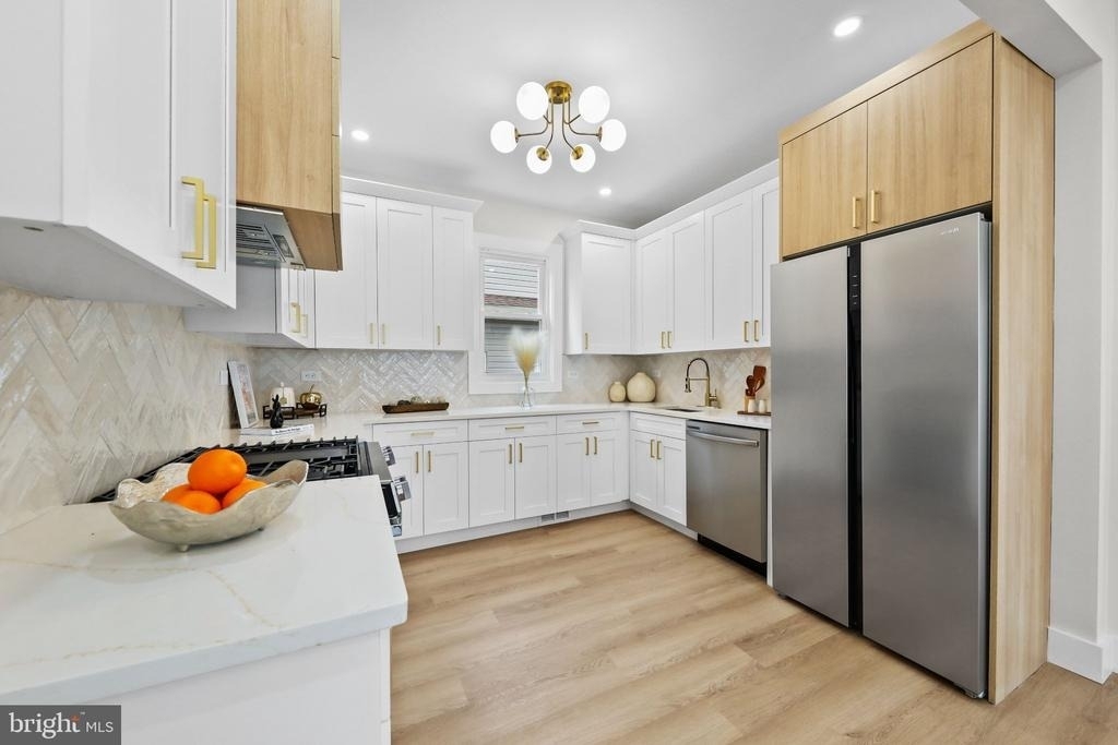 505 Newton Avenue - Photo 0