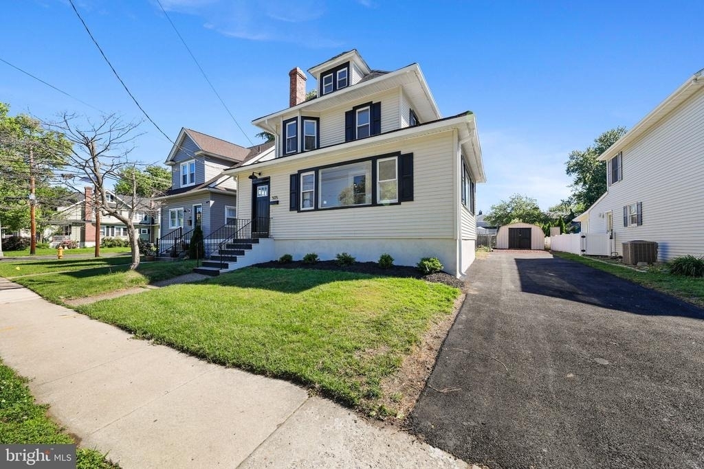 505 Newton Avenue - Photo 33