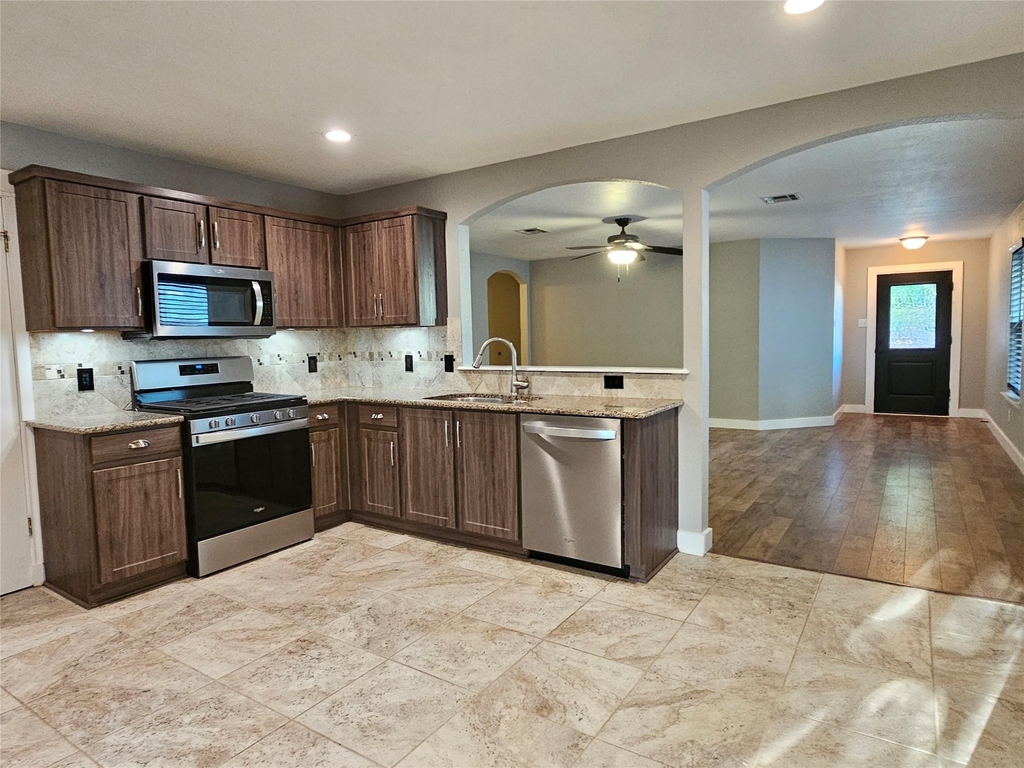 3932 Haleys Way - Photo 10