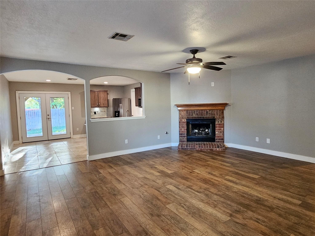 3932 Haleys Way - Photo 4