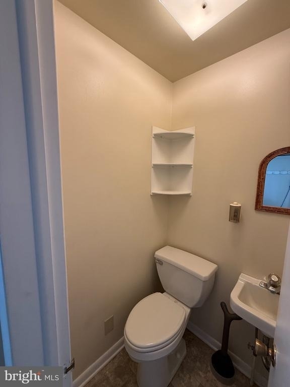 5607 Trento Avenue - Photo 2