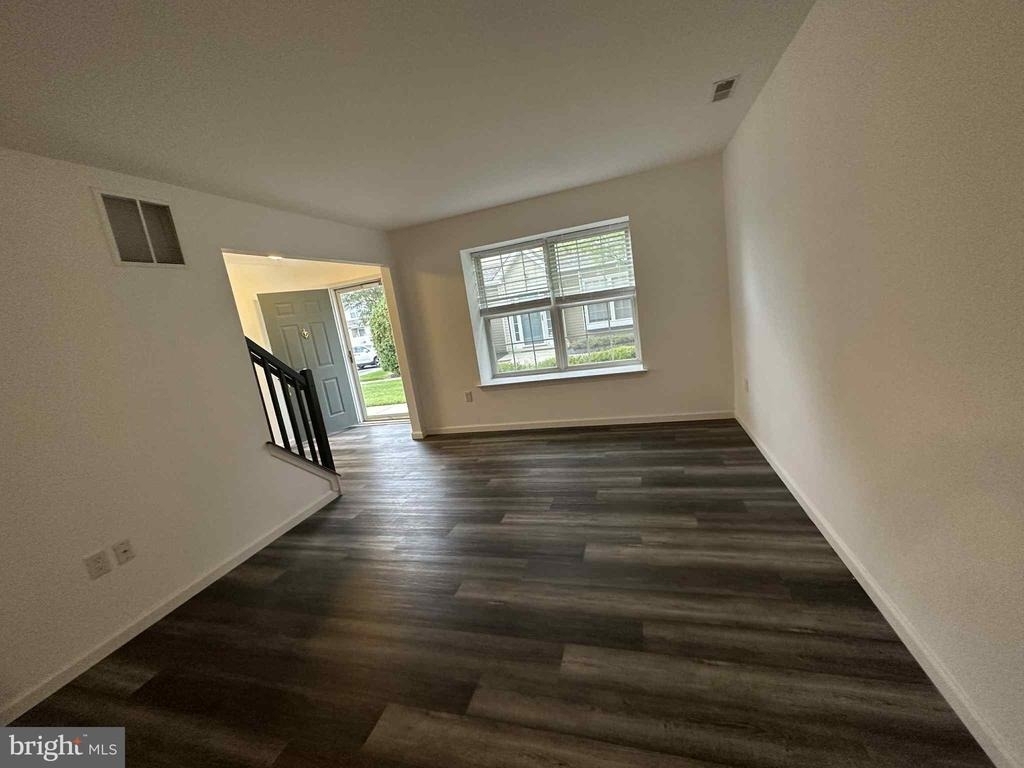 1801 Stokes Road - Photo 9