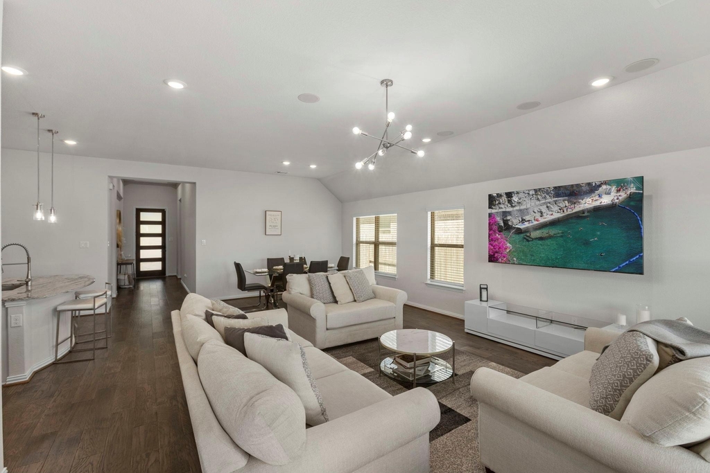 220 Algaroba Loop - Photo 3