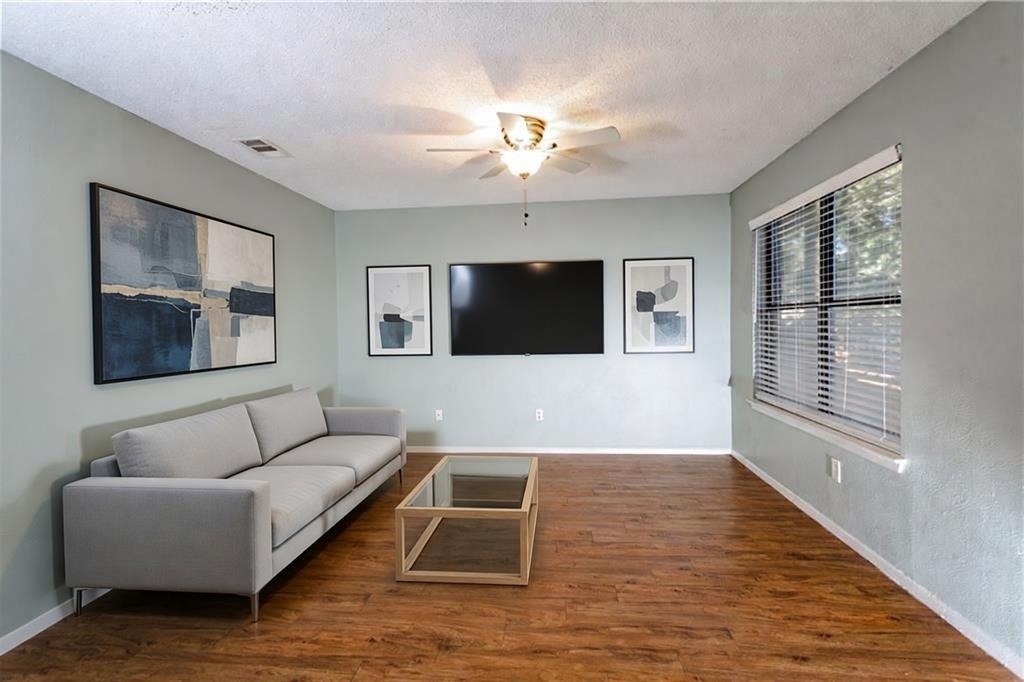 11519 Pecancreek Pkwy - Photo 1