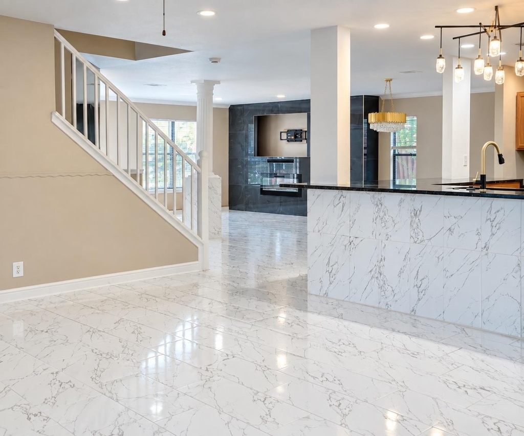 720 Justeford Dr - Photo 4