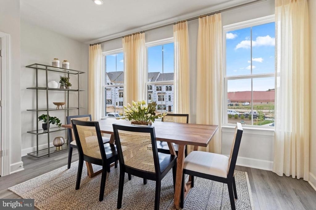 6923 Gladebrook Road - Photo 1
