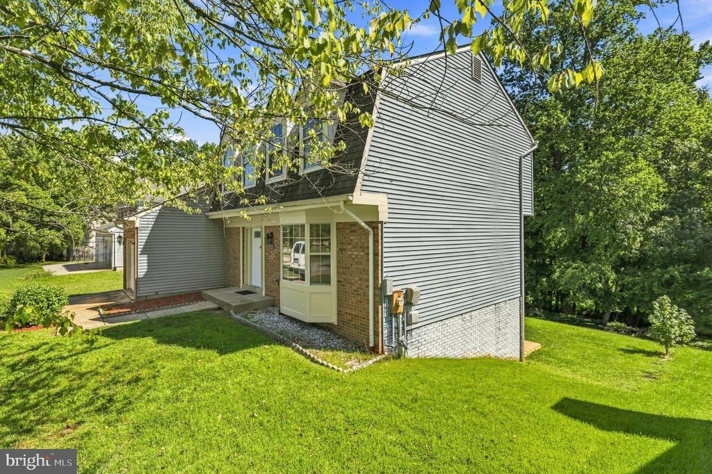 9514 Fox Run Drive - Photo 2