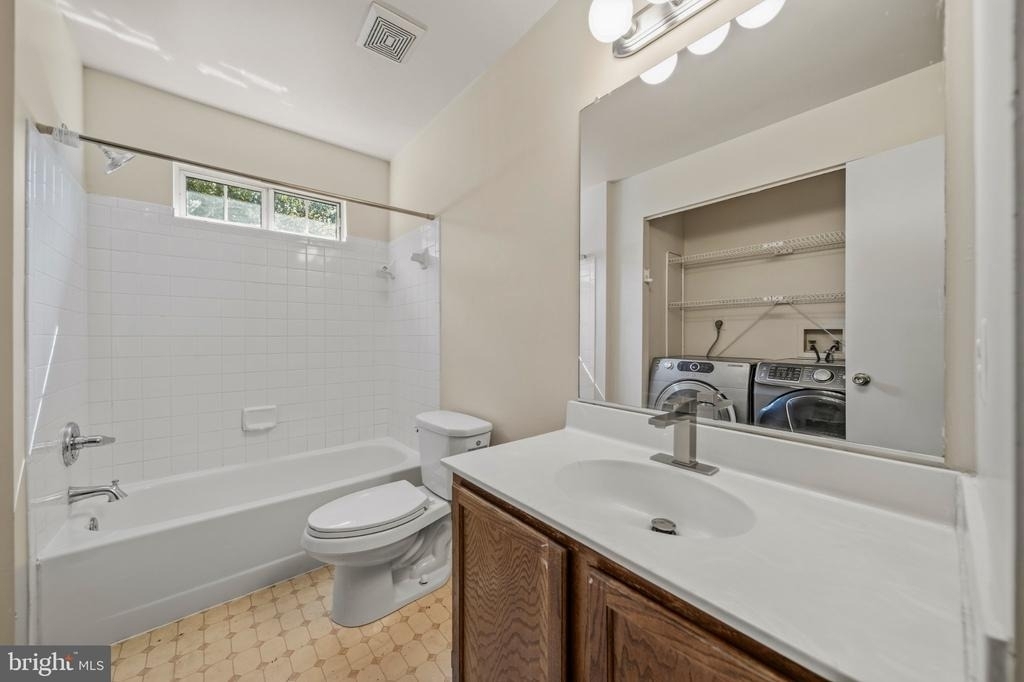 9514 Fox Run Drive - Photo 22