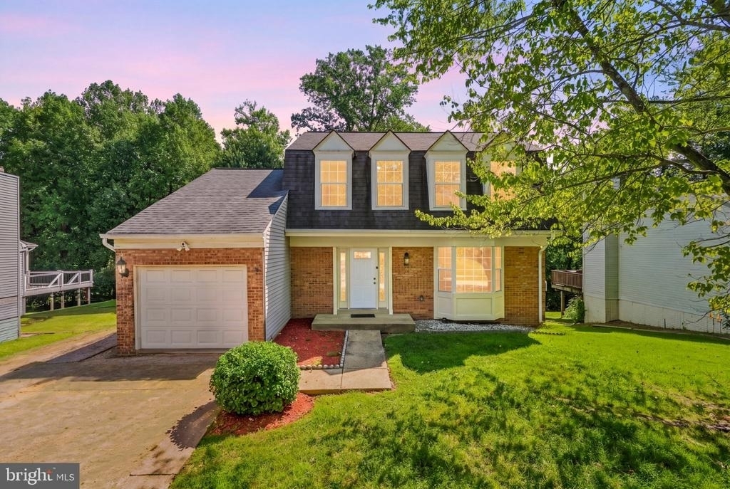 9514 Fox Run Drive - Photo 0
