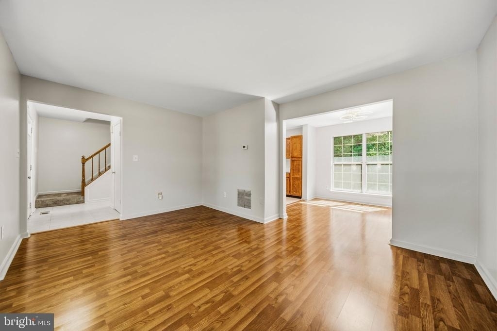 9514 Fox Run Drive - Photo 6