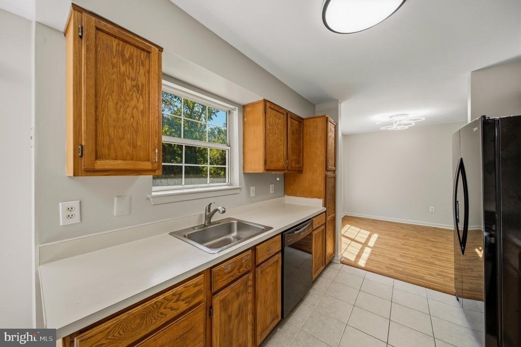 9514 Fox Run Drive - Photo 12
