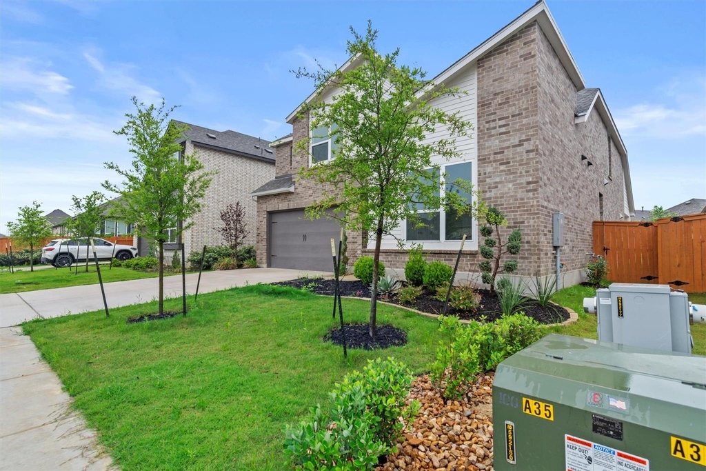 547 Billowing Way - Photo 2